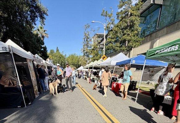 Beverly Hills Farmers Market