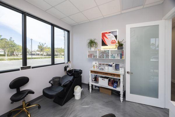 Salon Suites of Wellington