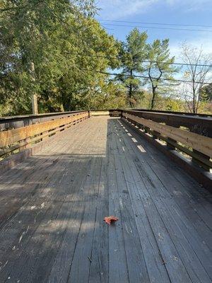 Pedestrian Bridge across busy Beulah Road