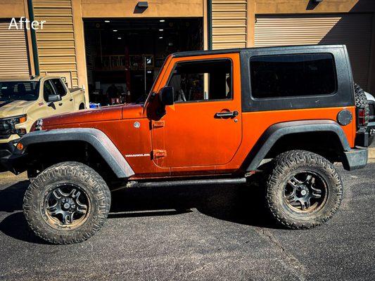 Off-Camber 4x4 Garage