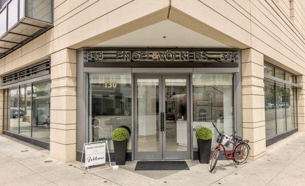 Pasadena location...345 E Colorado Blvd. Across from the Paseo!