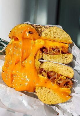 Bacon egg and cheese (@joeynht)