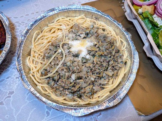 spaghetti & clams $22.50 (includes tax)