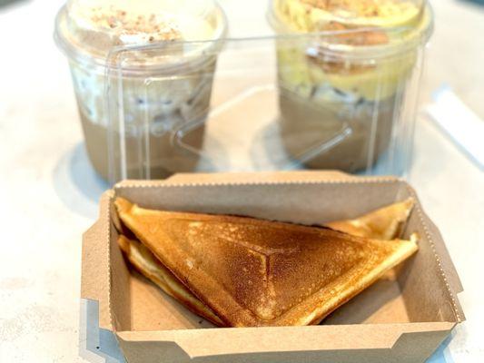 House cake with pate and pork floss