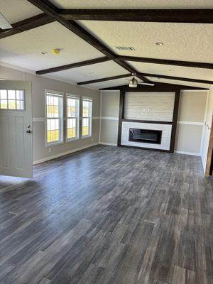 Chipper model dining room