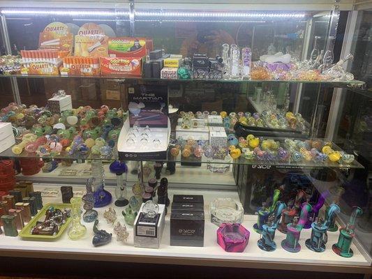 Raw Smoke & Convenience And Novelty Store