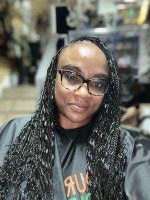 Akwaba braids by Mamou