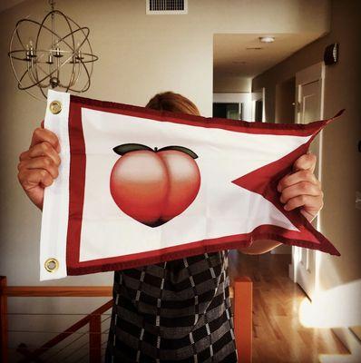 The "Peach Emoji" custom boat flag!