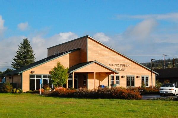 Siletz Public Library