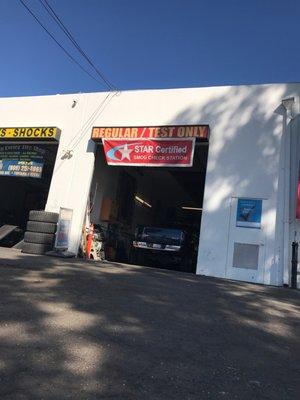 Local and friendly smog place