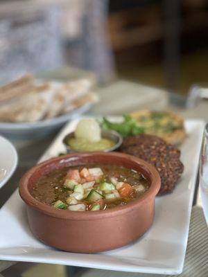 Alexandrian foule with falafel and omelette