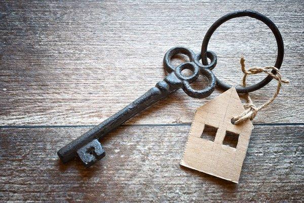 Delila Realtor with HEART