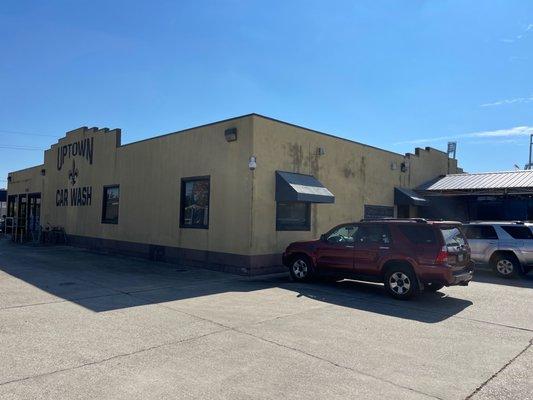 Uptown Car Wash & Xpress Lube