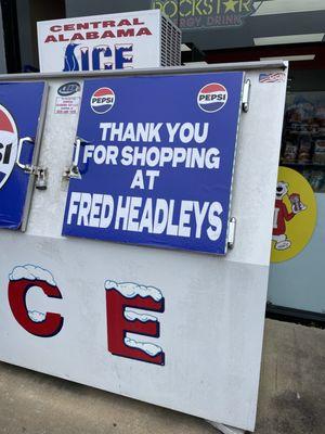 Fred Headley's Standard Service Station