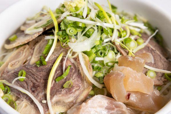 18. Lean brisket, well done flank, tendon.