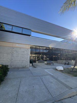 Santa Monica College - Cosmetology Department