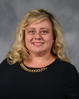 Renata Bondarowicz - COUNTRY Financial representative