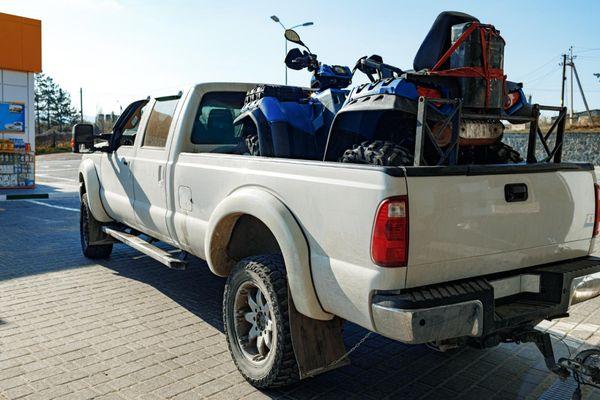 In & Out Pickup and Delivery Services