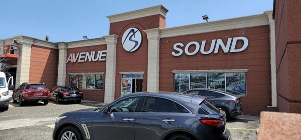 Avenue Sound