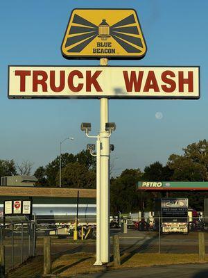 Blue Beacon Pearl Truck Wash