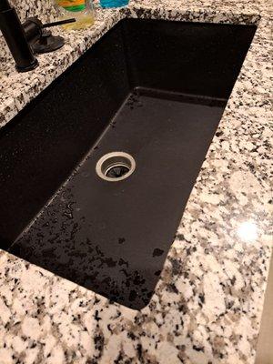 Quartz black sink