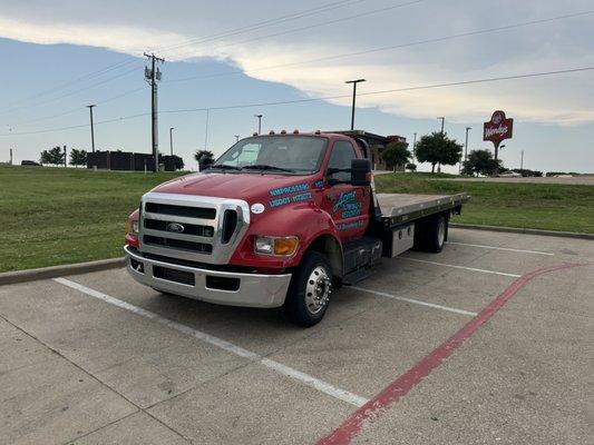 Acme Towing & Recovery
