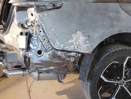 2023 ultimate, We're bumper and quarter panel repair.. Without replacing panels. Customers request.