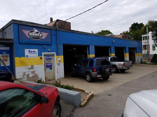 Dave's Imports
