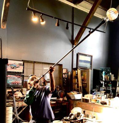 artist Rick Strini in action