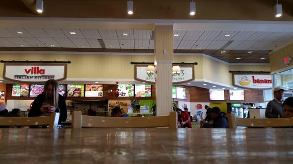 Villa pizza @ Riverhead, NY