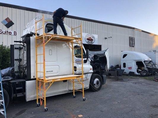 We do semi-truck repair
