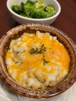 Al 's Famous Baked Macaroni & Cheese