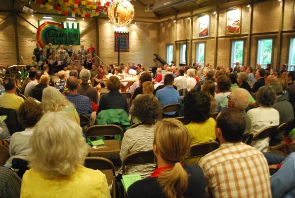 Seats are in the round and dogs are welcome!