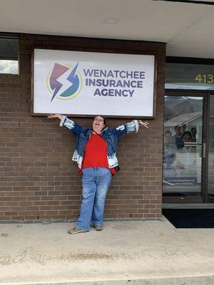 Suzie in front of the Mission Street office Feb 2024.