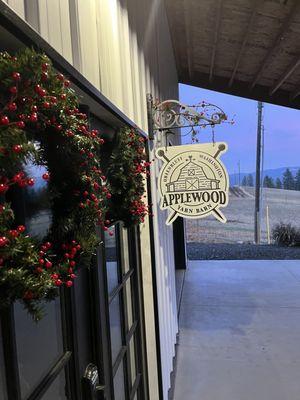 Applewood Yarn Barn