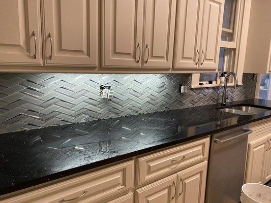 Aarons Cutom Floors And More