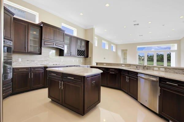 Home for sale in Wellington, Fl. Listing Price- $1,225,000.00. This house is 6 bedroom, 8,5 Bathroom...