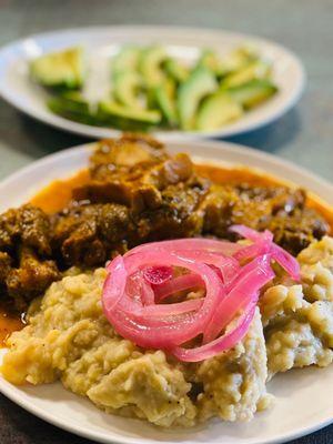 Oxtail with Mangu