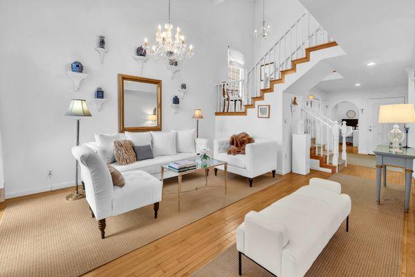 Beth Cooney - Dickson Realty