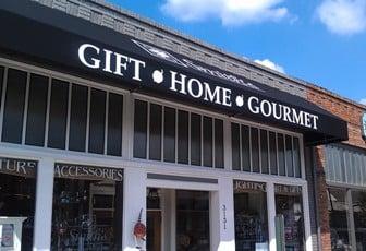 Smith's storefront Main St. Duluth, GA