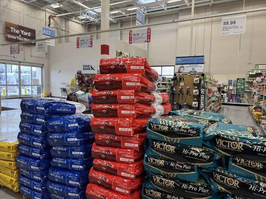 Blain's Farm & Fleet-Elgin Illinois