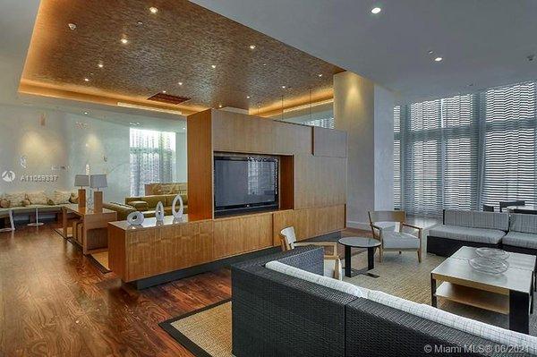 Larisa Mathur - Doral Dream House