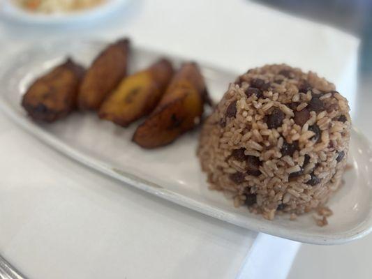 Gallo pinto and maduros