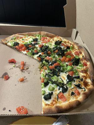 white Vegetable Pizza