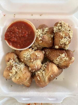 Gino's Pizza