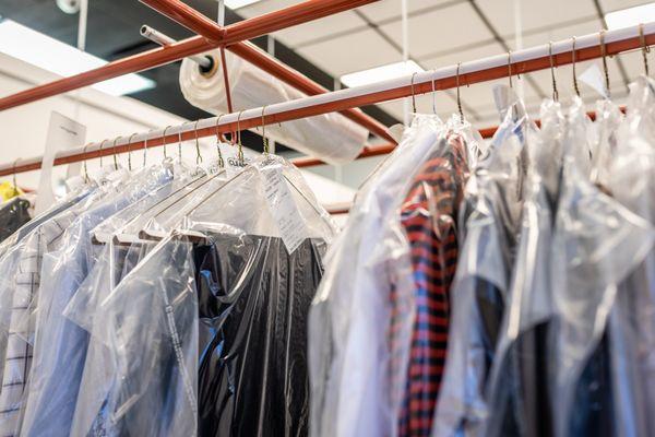 Moose Cleaners - University Ave