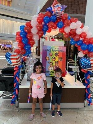 Lauren & Mia’s Face Painting