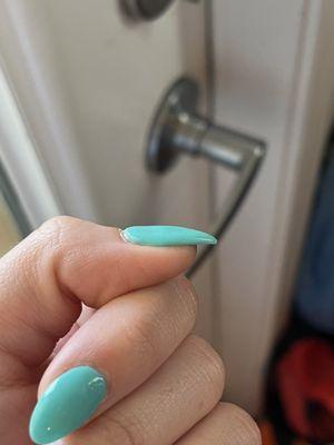 Thick uneven thumb nail