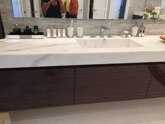 calacatta marble sink