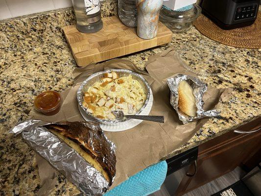Garlic bread and chicken fettuccini  alfredo